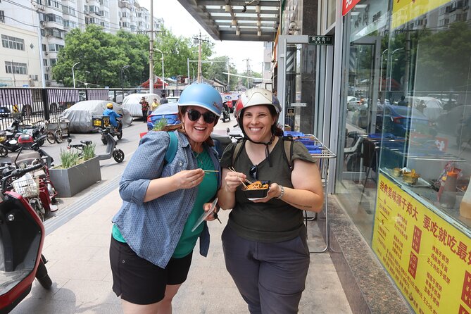 Hutong Street Food Discovery - by Ebike or Bicycle - Taking in Hutong Neighborhood Life