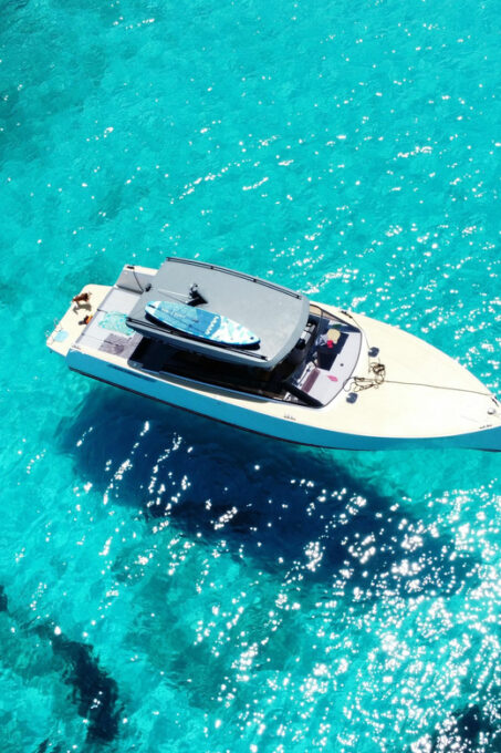 Hvar: Colnago 45 Speedboat Private Charter With Crew - What to Bring