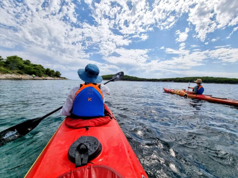Hvar: Half Day Kayak Tour to Pakleni Islands - Itinerary and Activities