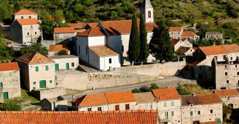 Hvar Hidden Gems Tour With Lunch or Dinner - Dining Experience