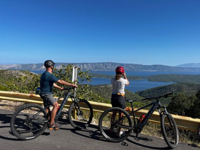 Hvar Island Guided E-bike Tour - Exploring Stari Grads History