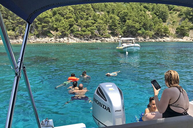Hvar & Pakleni Islands - Private Speedboat Tour - Flexible Meeting and Pickup
