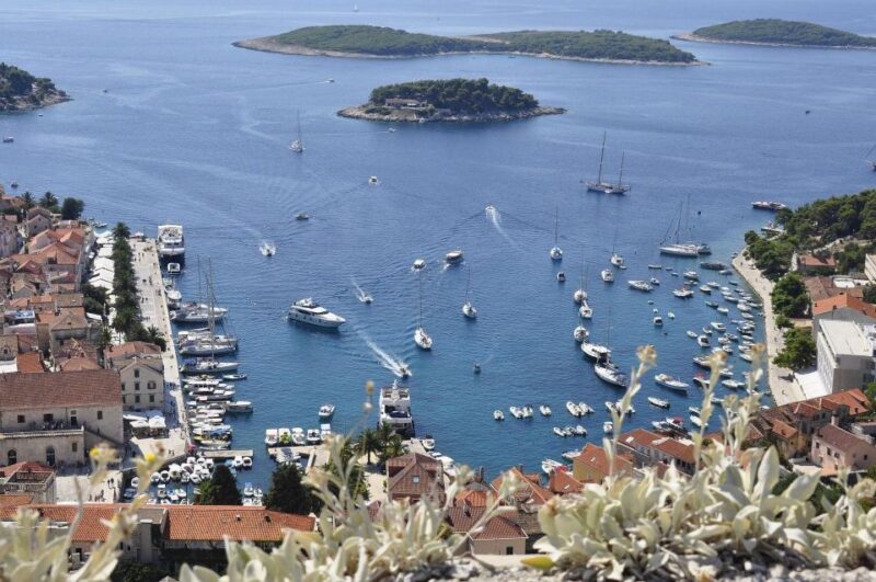 Hvar: Private Walking Tour - Attractions and Scenery