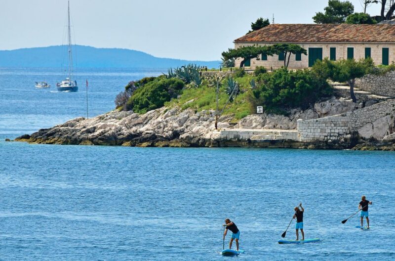 Hvar: Stand Up Paddle Board Rental - Location and Meeting Point