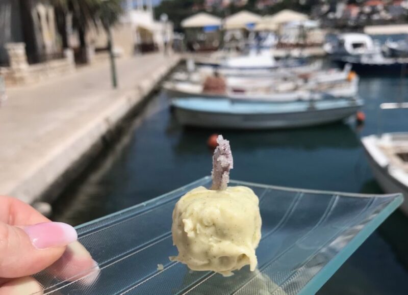 Hvar: Wine & Chocolate Tasting - Transportation and Pickup