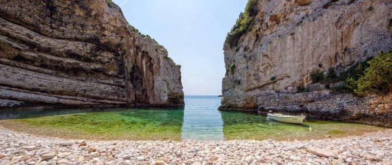 Hvar:Blue & Grenn Cave and Vis Island Private Speedboat Tour - Inclusions