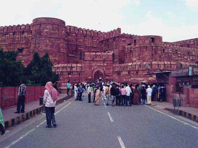 Hyderabad Agra Same Day Private Trip With Return Flights - Frequently Asked Questions