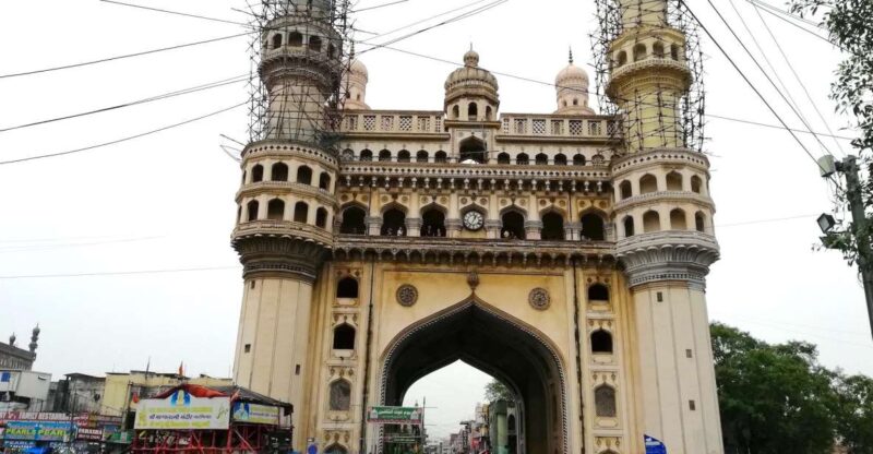 Hyderabad: Heritage Walking Tour of Old City and Charminar - Local Experience