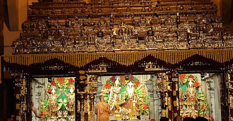 Hyderabad: Indian Wedding and Temple Tour - Key Points