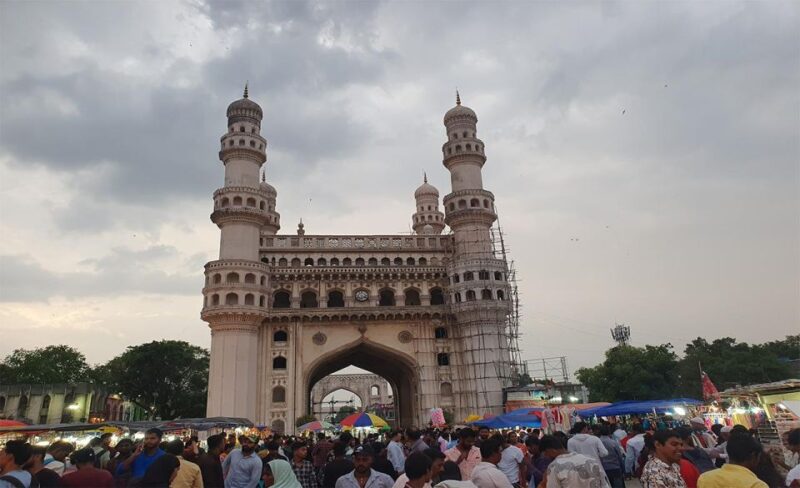 Hyderabad :Taj Mahal and Agra Private Guide Tour by Flight - Key Points