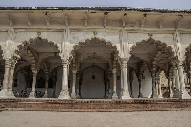 Hyderabad to Taj Mahal and Agra Fort Same Day Tour With Flights - Itinerary and Schedule