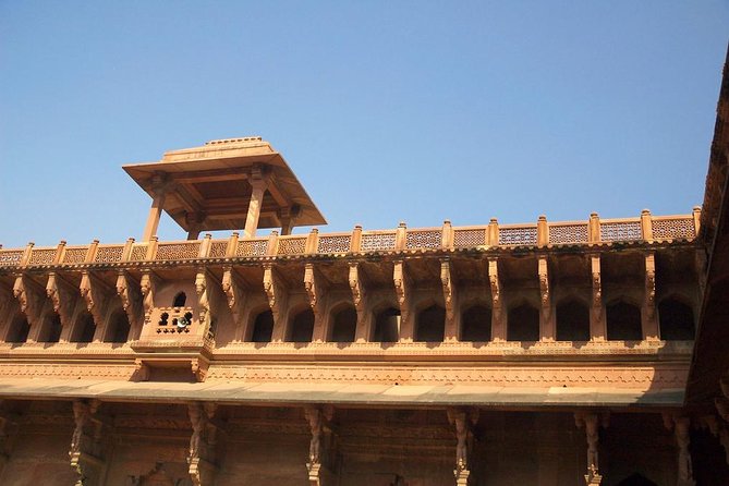 Hyderabad to Taj Mahal and Agra Fort Same Day Tour With Flights - Inclusions and Amenities