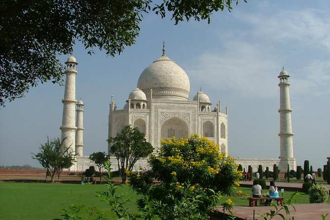 Hyderabad to Taj Mahal and Agra Fort Same Day Tour With Flights - Tour Booking Details