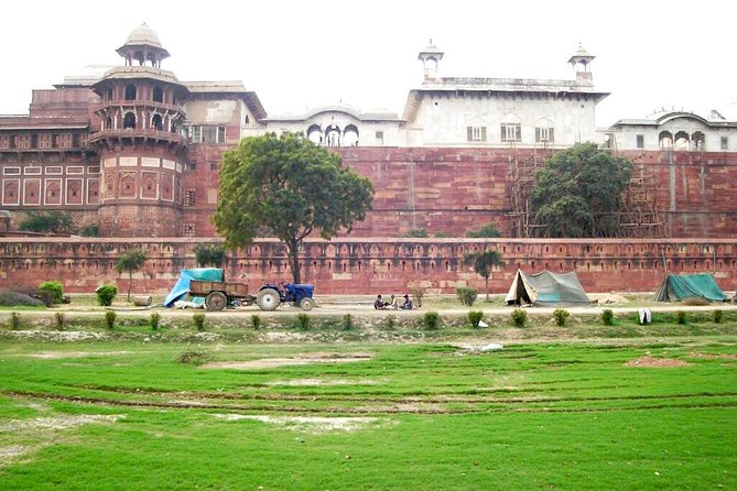 Hyderabad to Taj Mahal and Agra Fort Same Day Tour With Flights - Highlights of the Experience