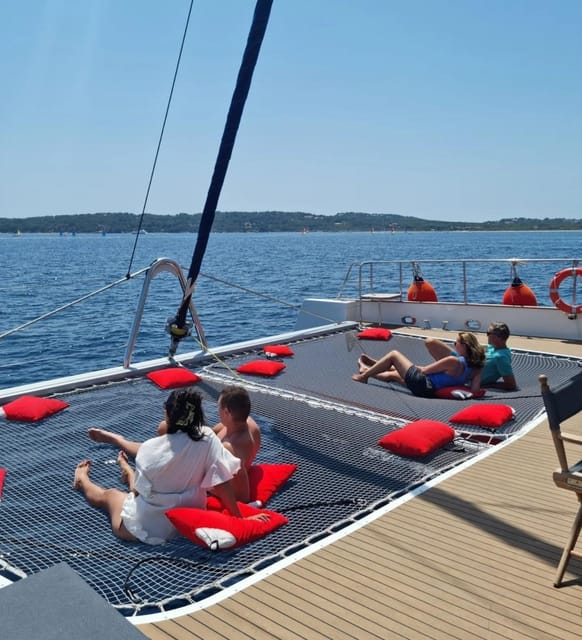 Hyères, Brégançon & Porquerolles: Full-Day Cruise With Meal - On-Board Experience
