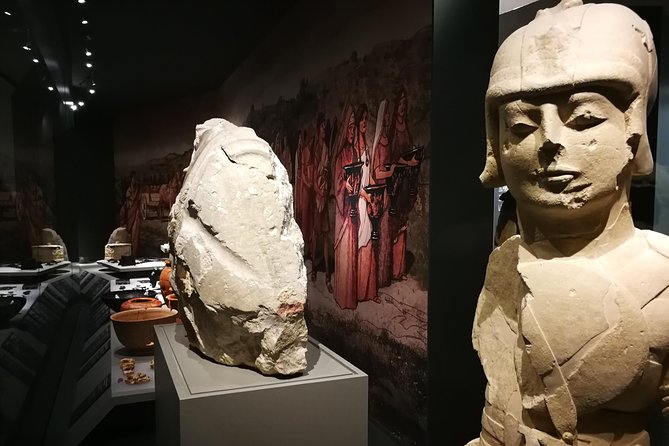 Iberian Museum and Provincial Museum of Jaén - Getting Assistance and Support