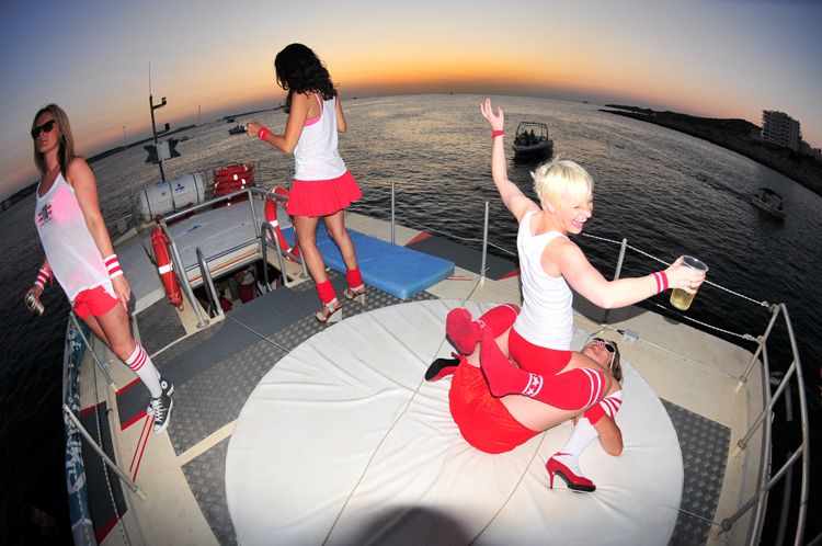 Ibiza: 3-Hour Private Sunset Boat Cruise for Large Groups - Pricing and Inclusions