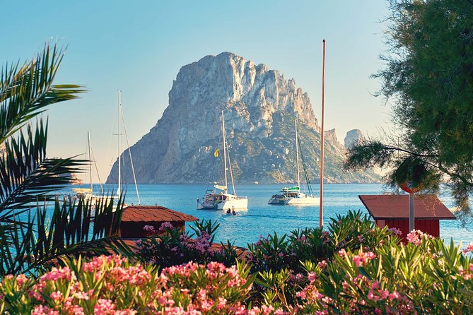 Ibiza Airport Transfers : Ibiza Central to Ibiza Airport IBZ in Luxury Van - Contact and Support