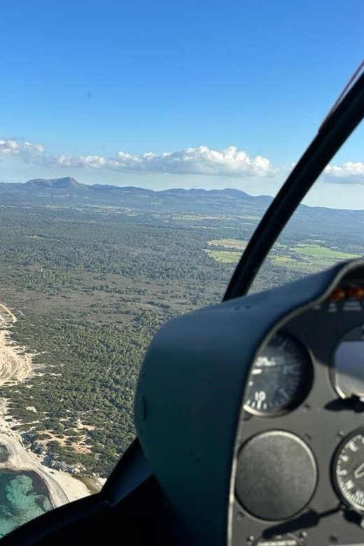 Ibiza: Breathtaking Helicopter Flight Es Vedra/Formentera - Key Points