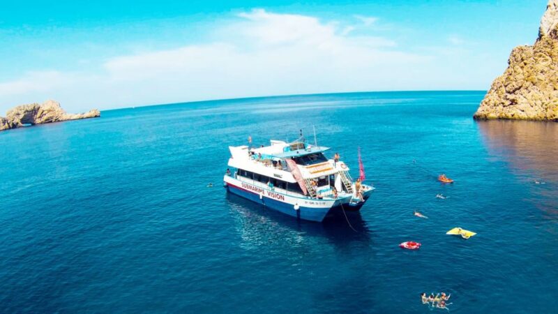 Ibiza: Cala Salada & North Cruise With Drinks & Snorkeling - Cala Salada Beach Exploration