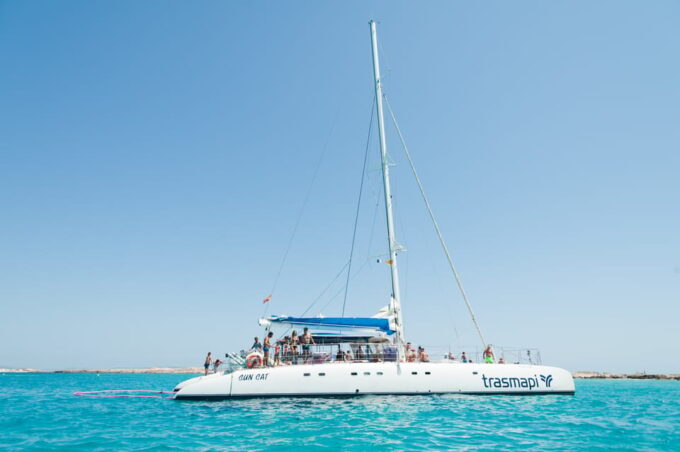 Ibiza: Catamaran Cruise to Formentera With Meal and Drinks - Important Considerations