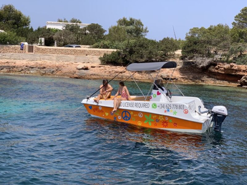 Ibiza: Discover the Best Coves in a Boat Driven by Yourself - Key Points