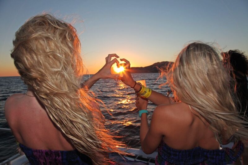 Ibiza: Formentera Cruise With Dinner, Sunset, and Drinks - Key Points