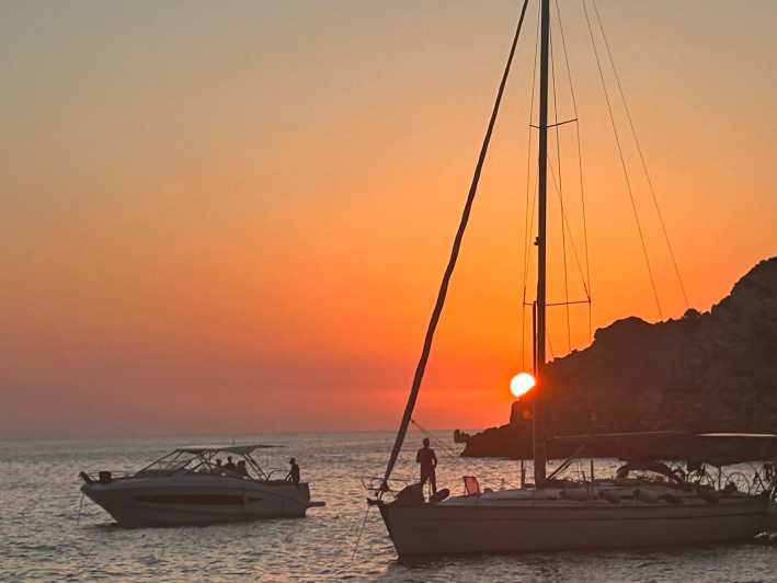 Ibiza: Formentera on a Sailboat. Private or Small Group - Itinerary and Highlights