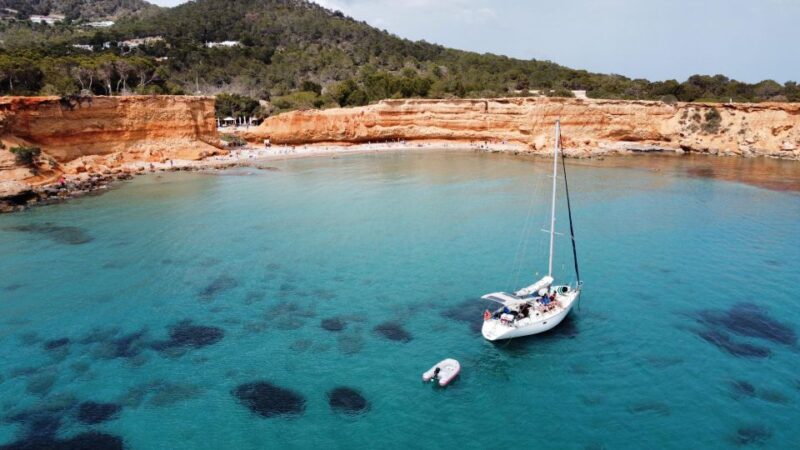 Ibiza: Full Day Sailing Boat Tour to Formentera With Paddle - Discovering Espalmador Island