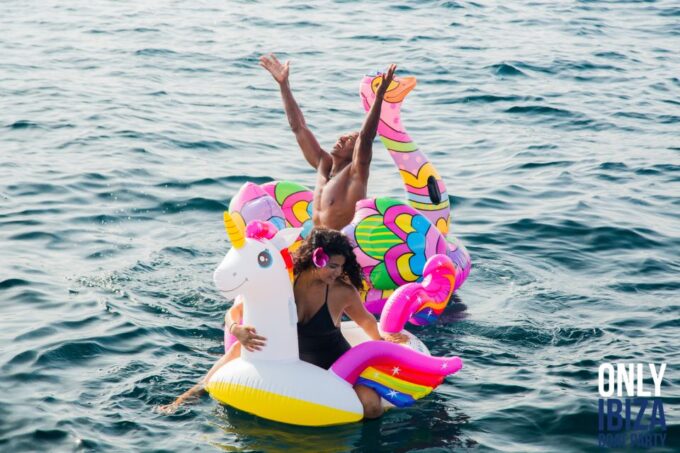 Ibiza: Hot Boat Party With Open Bar - Why Choose the Ibiza Boat Party