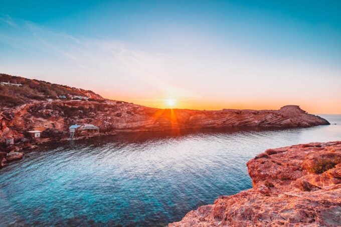 Ibiza: Midday or Sunset Sailing With Snacks and Open Bar - Knowledgeable Crew