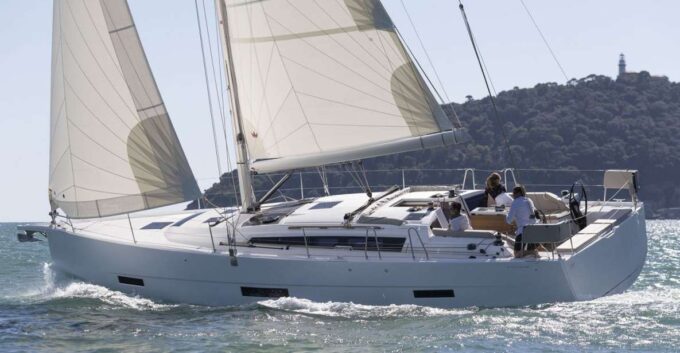 Ibiza: Midday or Sunset Sailing With Snacks and Open Bar - Midday or Sunset Sailing