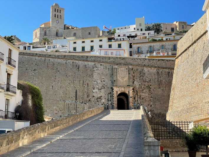 IBIZA : Old Town Guided Tour With a Local - Itinerary and Highlights