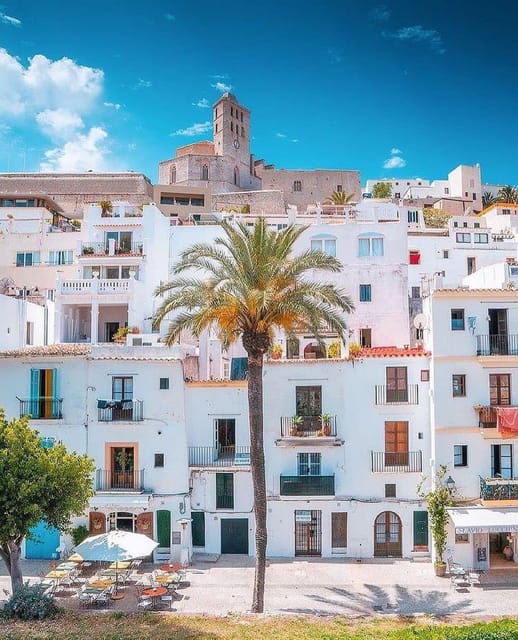IBIZA : Old Town Guided Tour With a Local - Experience Description