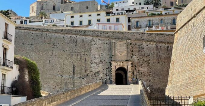 IBIZA : Old Town Guided Tour With a Local - Customer Reviews