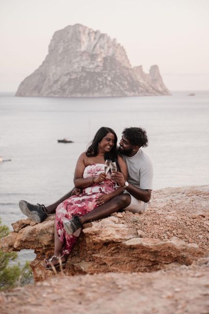 Ibiza: Photoshoot at Es Vedrá Panoramic Viewpoint & Sunset - Included Services