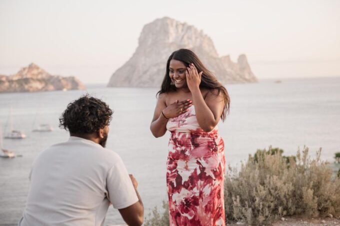 Ibiza: Photoshoot at Es Vedrá Panoramic Viewpoint & Sunset - Cancellation Policy