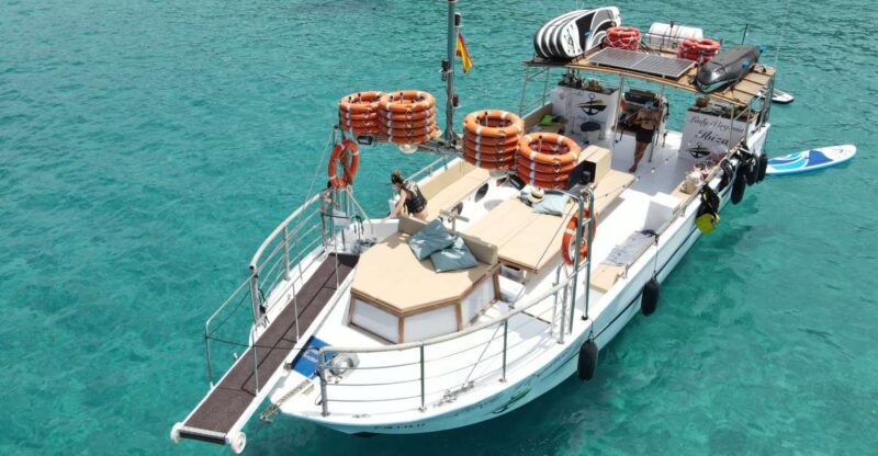 Ibiza: Scenic Cruise With Tapas and Drinks - Key Points