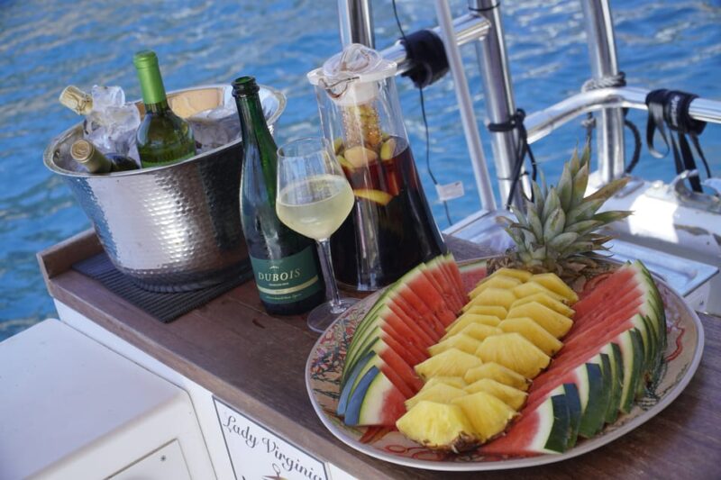 Ibiza: Scenic Sunset Cruise With Tapas and Drinks - Key Points