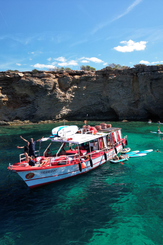 Ibiza: Secret Coves Guided Boat Tour With Open Bar and Tapas - Onboard Amenities