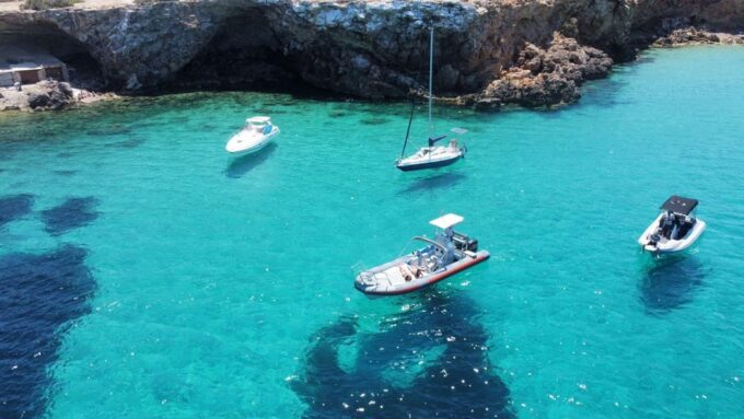 Ibiza: Speed Boat Excursion to Atlantis & Es Vedra W/Snorkel - Frequently Asked Questions