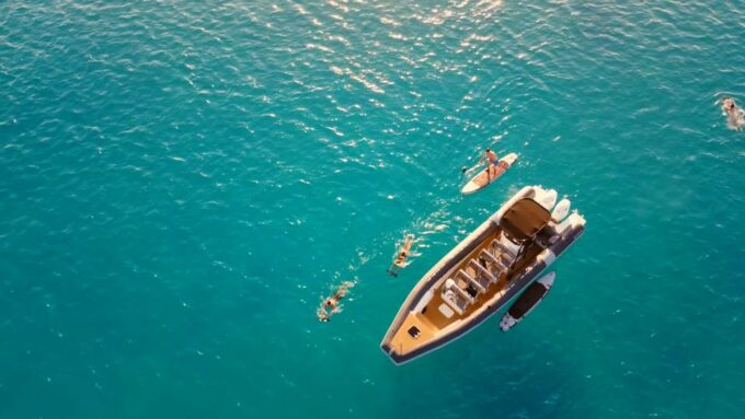 Ibiza: Speedboat Tour to Illetes, Formentera - Available Languages