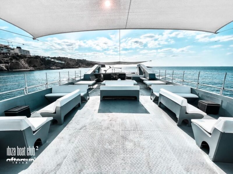 Ibiza: Sunset Boat Party With Unlimited Drinks and DJ - Onboard Amenities and Facilities
