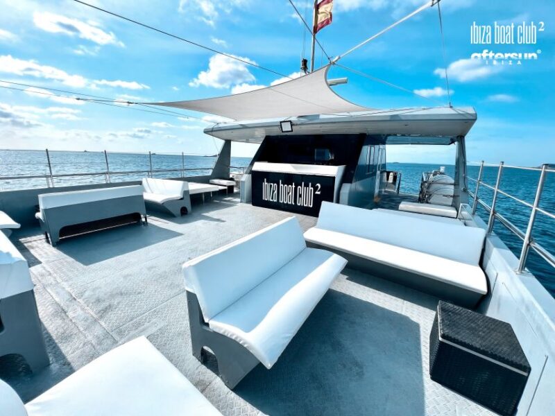 Ibiza: Sunset Boat Party With Unlimited Drinks and DJ - Dress Code and Restrictions