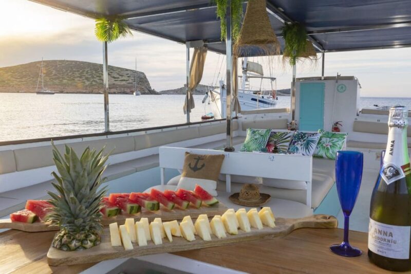 Ibiza: Sunset Boat Tour With Water Sports, Open Bar & Tapas - Culinary Experience