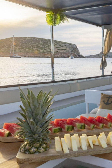 Ibiza: Sunset Boat Tour With Water Sports, Open Bar & Tapas - Frequently Asked Questions