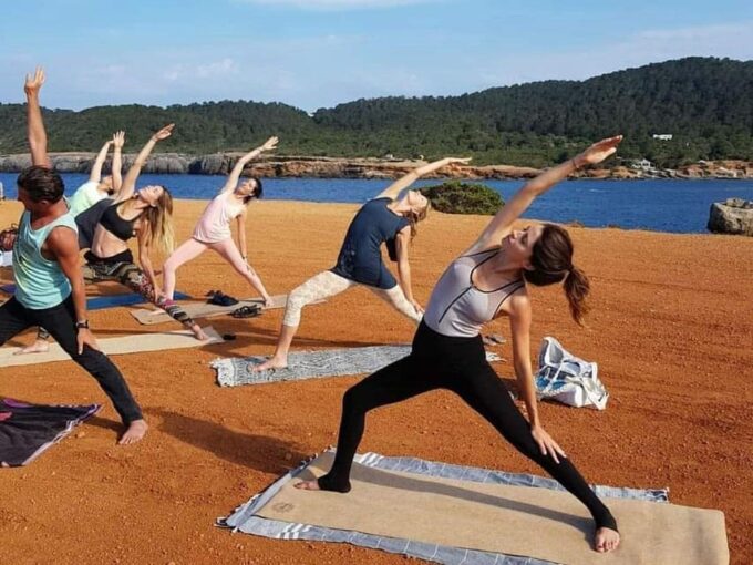 IBIZA : Yoga Class on the Beach - Location and Access