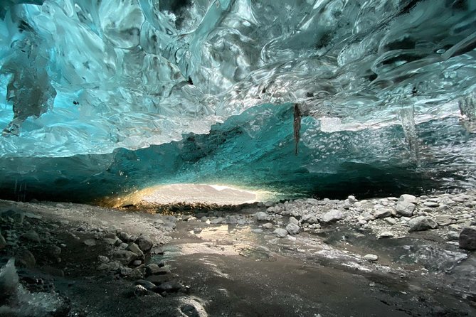 Ice Cave and Glacier Exploration Tour of Vatnajökull From Jökulsárlón - Ice Cave Discovery