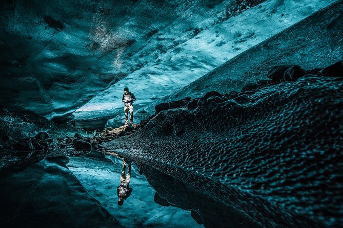 Ice Cave Tour - Meeting Point and Transportation
