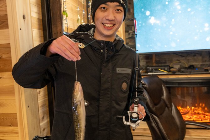 Ice Fishing Adventure in RV With Transportation - About Alaska Aurora Tour